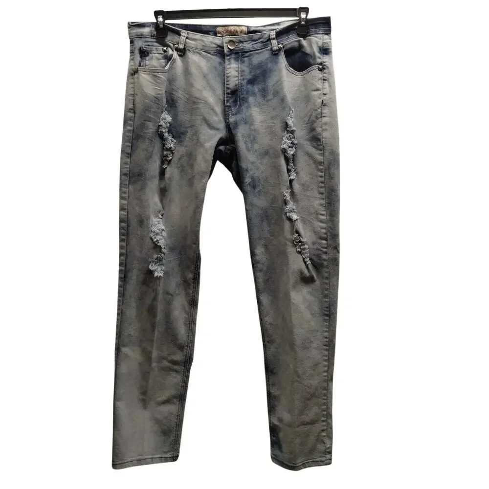 Elite Women's Size 16W Distressed Ripped Acid Wash Studded Embellished Jeans